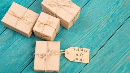 10 Pilates Gift Ideas for the Holidays